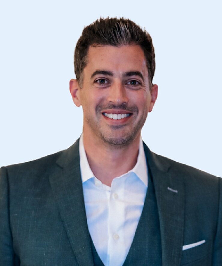 Guaranteed Rate, MBA, Movement Mortgage name new VPs